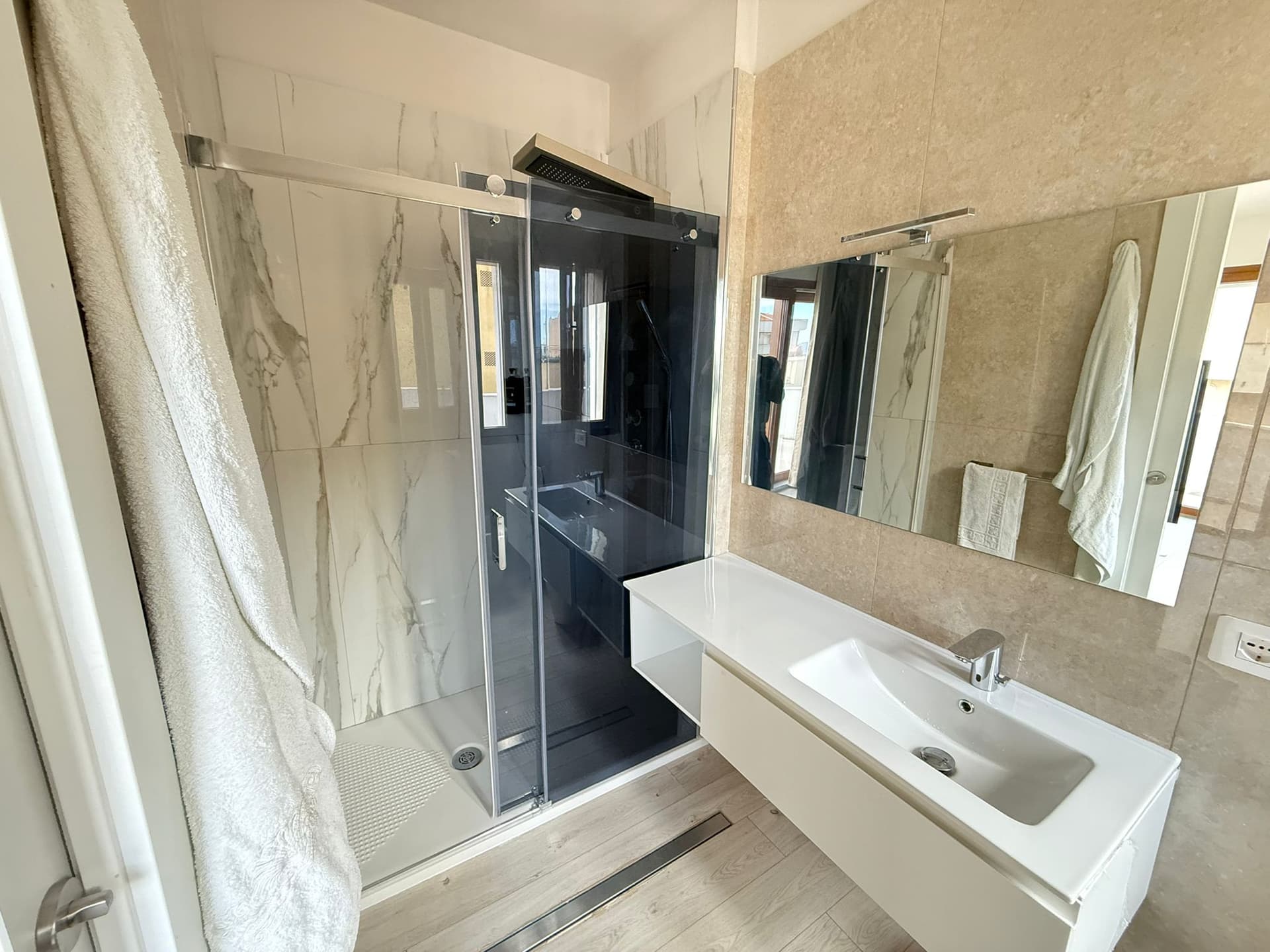 Bathroom 4