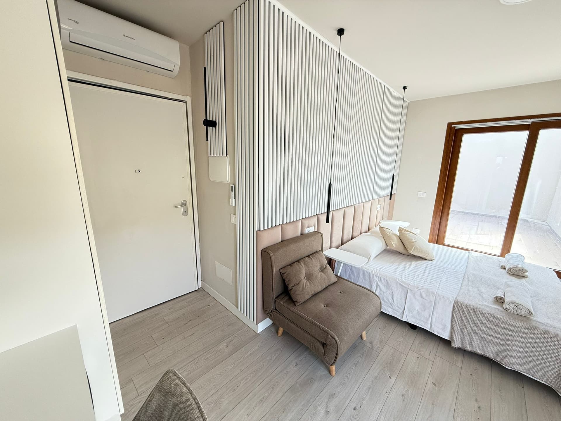Luxury Room for 2 Guests by the Sea - 2
