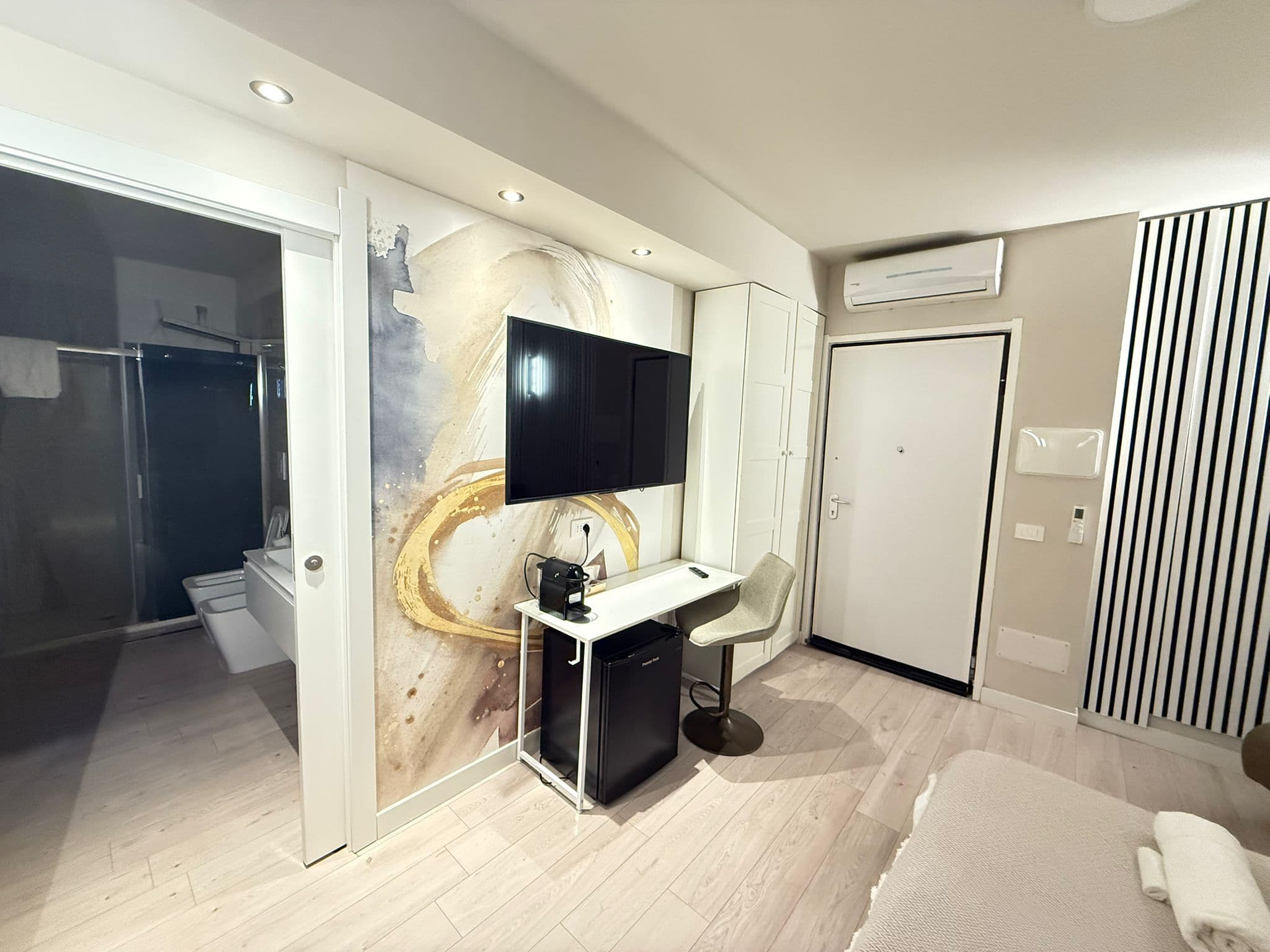 Stanza Luxury Vicino Mare 3 Pax - 2